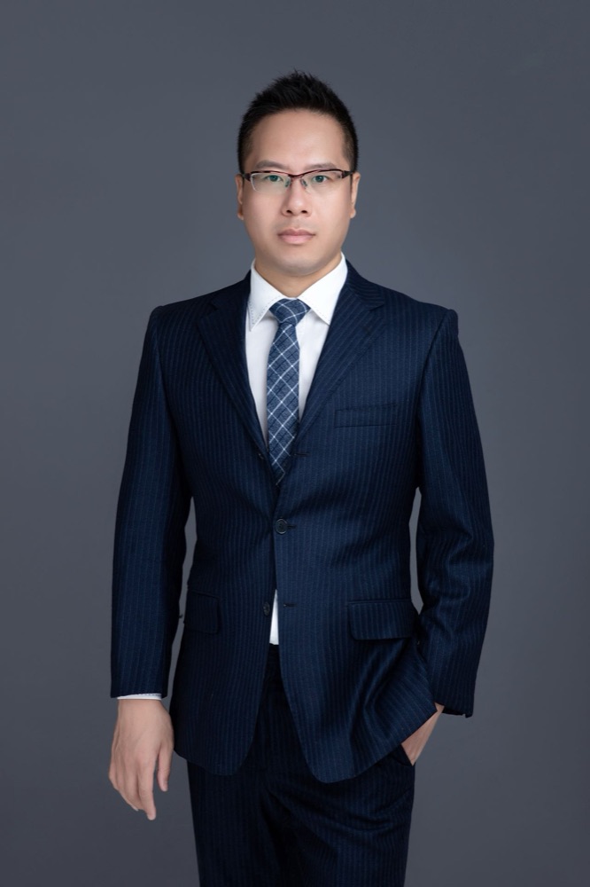 代表 李 云鵬